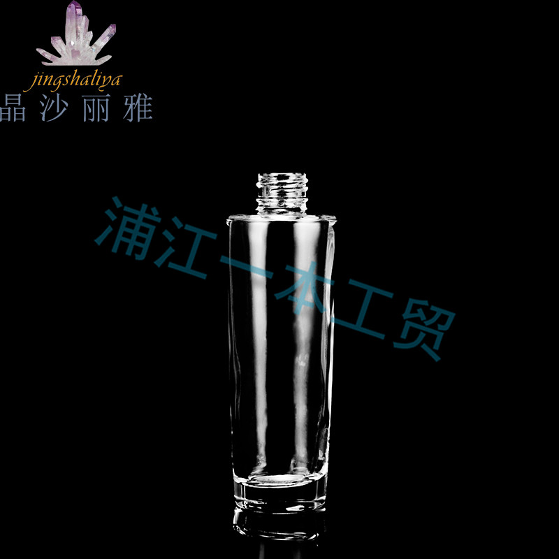 一本水晶给您介绍高档酒具的选购方法